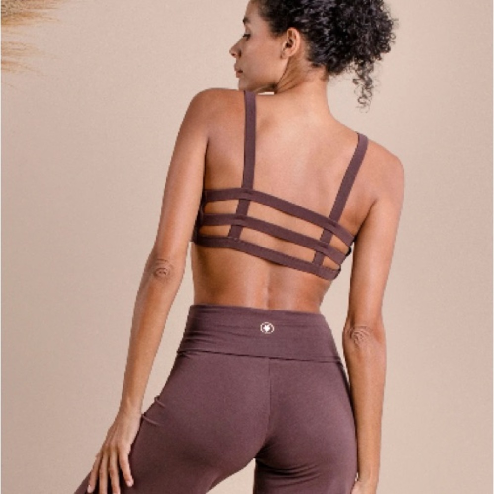 Índigo Luna Boxy Crop Carob